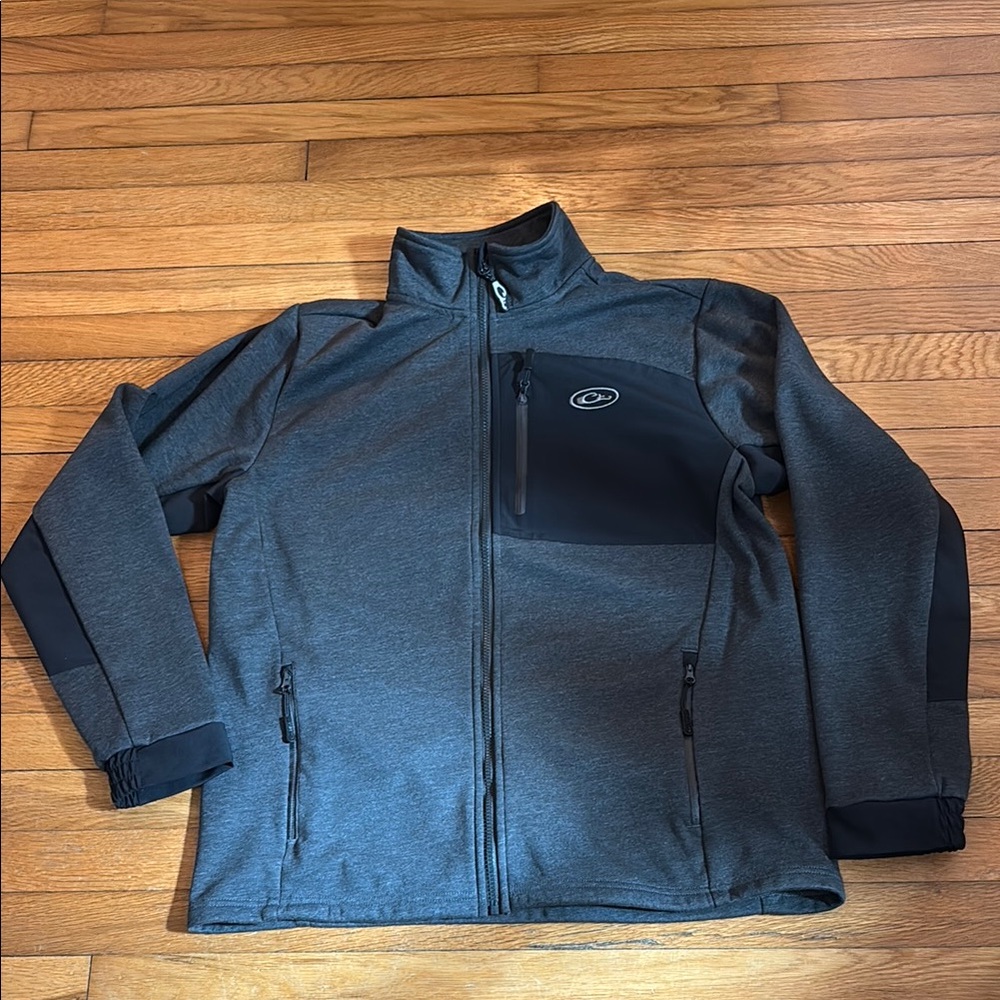 Men's Gray and Black Jacket